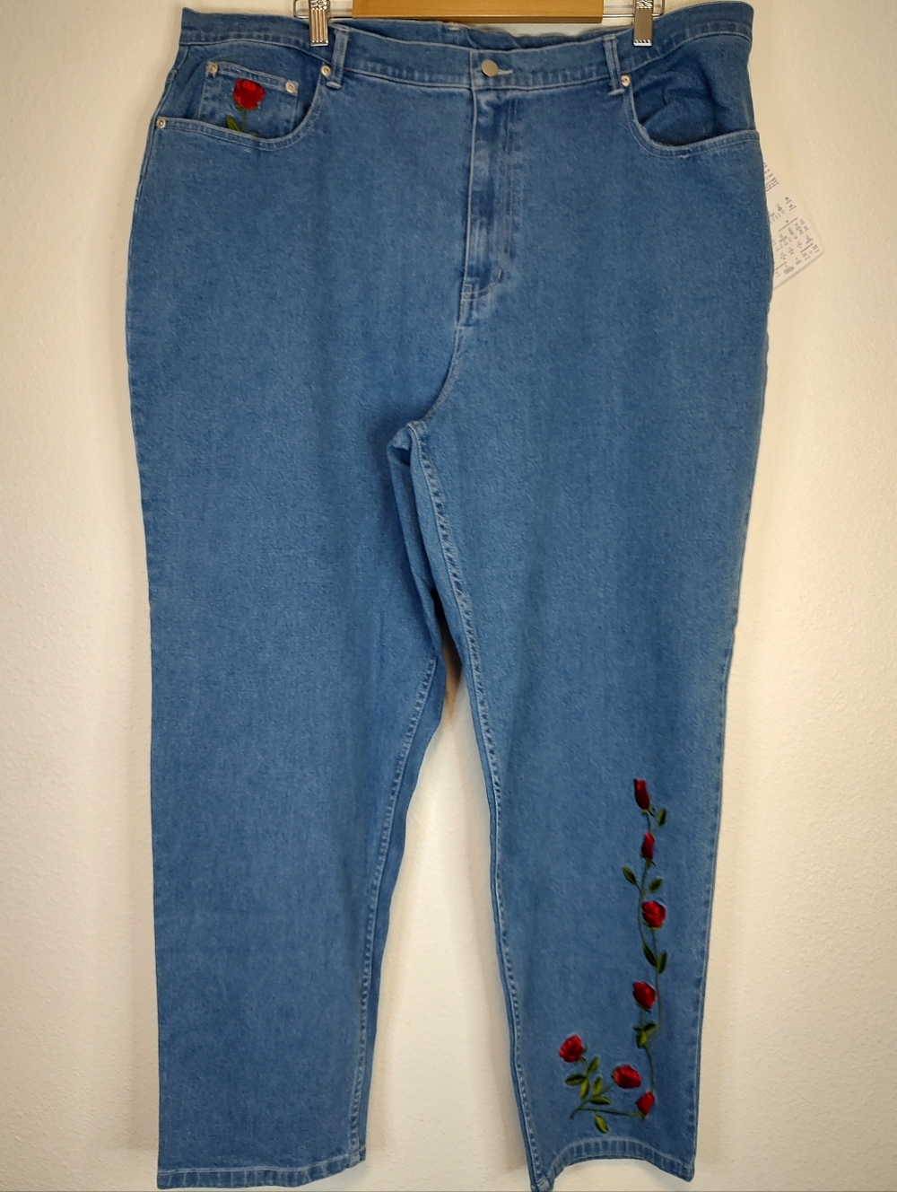 Quacker Factory Blue Denim Five Pocket High-Rise Jeans Red Rose Embroidery 24W